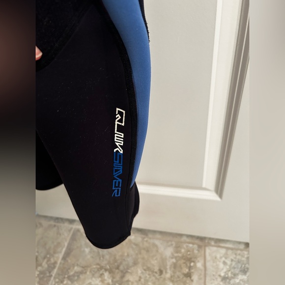Quicksilver Youth 3/2 Synchro Full Wetsuit Back Zipper Sz 10/152 - Picture 6 of 16